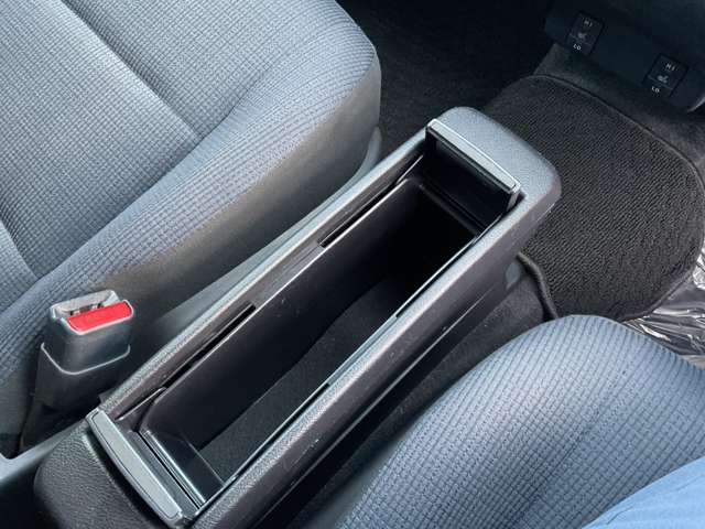 トヨタ シエンタ １．５ Ｇ H27年 (東北) 99