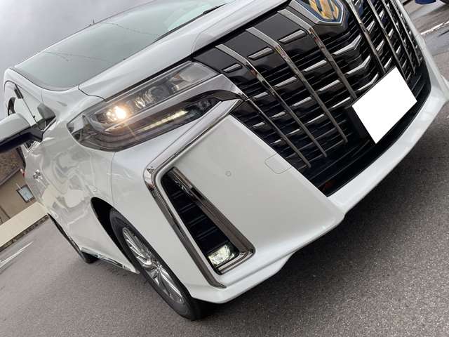 トヨタ アルファード　ハイブリッド ハイブリッド ２．５ Ｓ タイプゴールドＩＩＩ Ｅ－ＦＯＵＲ ４ＷＤ R4年 (東北) 99