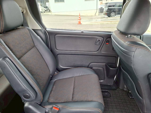 ホンダ フリード １．５ クロスター ホンダセンシング ４ＷＤ R2年 (甲信越・北陸) 99