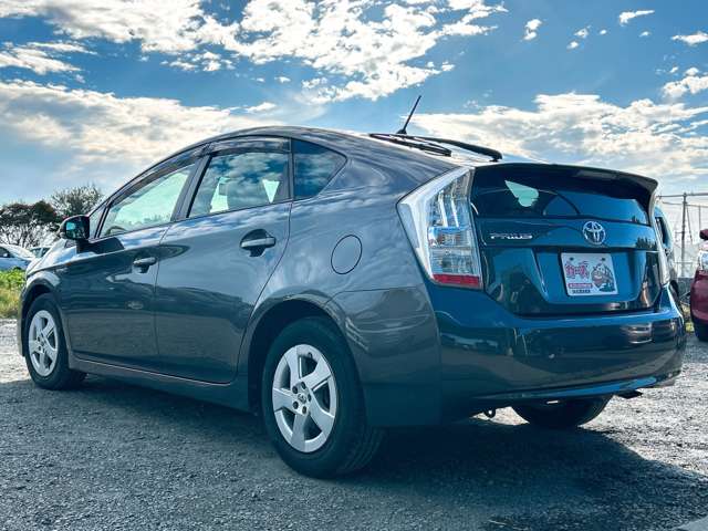 トヨタ プリウス １．８ Ｓ ＬＥＤエディション H23年 (九州・沖縄) 99