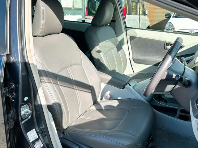 トヨタ プリウス １．８ Ｓ ＬＥＤエディション H23年 (九州・沖縄) 99