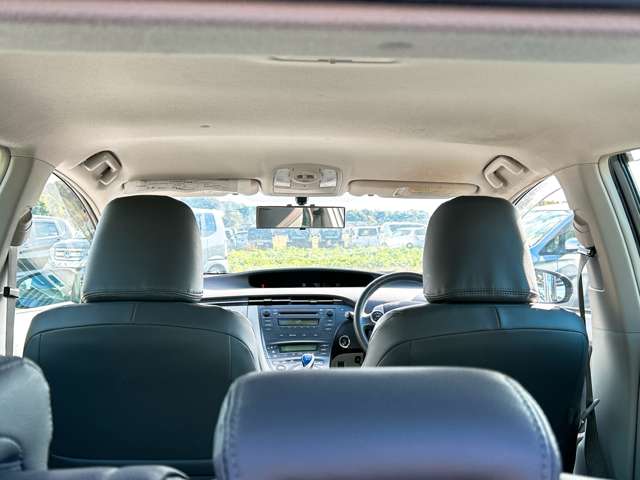 トヨタ プリウス １．８ Ｓ ＬＥＤエディション H23年 (九州・沖縄) 99