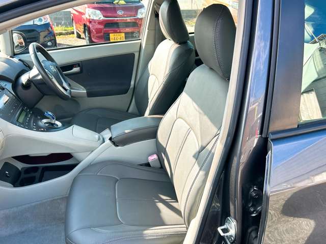 トヨタ プリウス １．８ Ｓ ＬＥＤエディション H23年 (九州・沖縄) 99