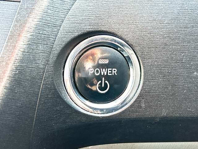 トヨタ プリウス １．８ Ｓ ＬＥＤエディション H23年 (九州・沖縄) 99