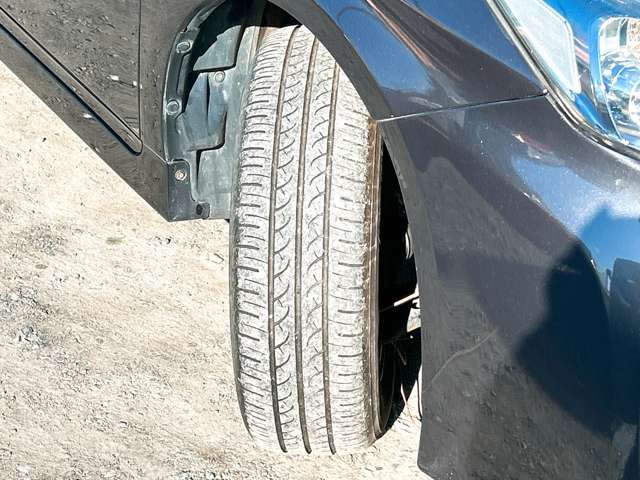 トヨタ プリウス １．８ Ｓ ＬＥＤエディション H23年 (九州・沖縄) 99