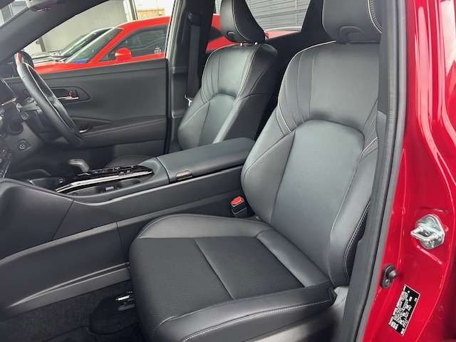 トヨタ クラウン　スポーツ　ハイブリッド ２．５ Ｚ Ｅ－ＦＯＵＲ ４ＷＤ R5年 (東海) 99