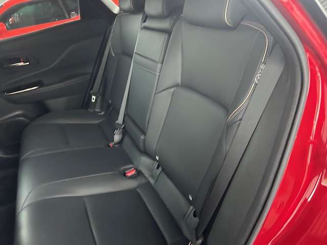 トヨタ クラウン　スポーツ　ハイブリッド ２．５ Ｚ Ｅ－ＦＯＵＲ ４ＷＤ R5年 (東海) 99