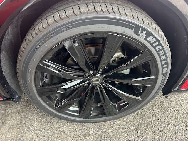 トヨタ クラウン　スポーツ　ハイブリッド ２．５ Ｚ Ｅ－ＦＯＵＲ ４ＷＤ R5年 (東海) 99