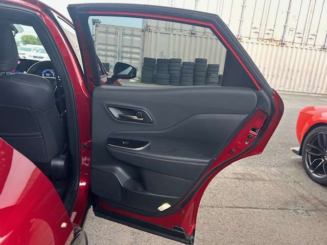 トヨタ クラウン　スポーツ　ハイブリッド ２．５ Ｚ Ｅ－ＦＯＵＲ ４ＷＤ R5年 (東海) 99