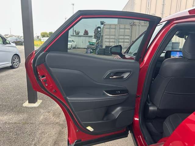 トヨタ クラウン　スポーツ　ハイブリッド ２．５ Ｚ Ｅ－ＦＯＵＲ ４ＷＤ R5年 (東海) 99