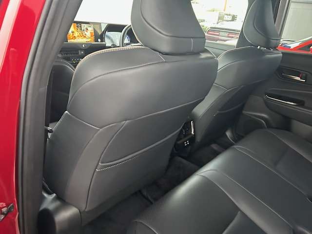 トヨタ クラウン　スポーツ　ハイブリッド ２．５ Ｚ Ｅ－ＦＯＵＲ ４ＷＤ R5年 (東海) 99