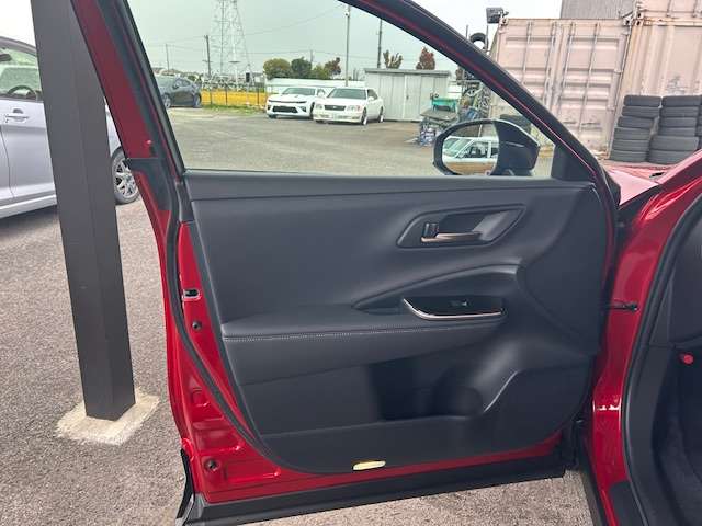 トヨタ クラウン　スポーツ　ハイブリッド ２．５ Ｚ Ｅ－ＦＯＵＲ ４ＷＤ R5年 (東海) 99