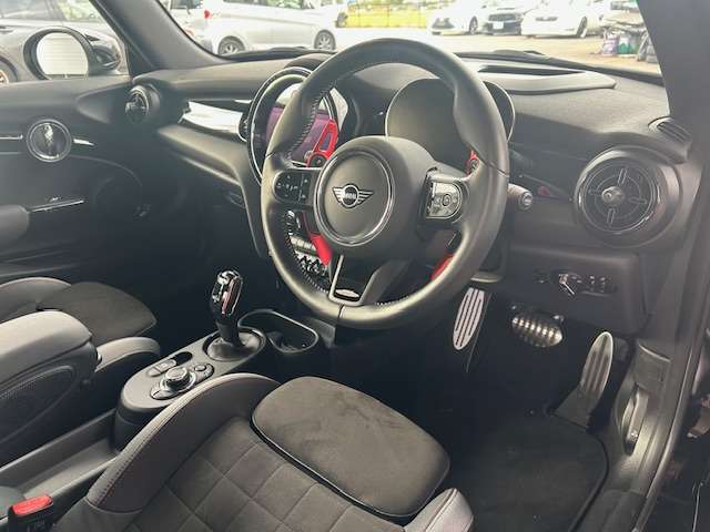 ミニ ミニコンバーチブル ジョン・クーパー・ワークス R3年 (東海) 99