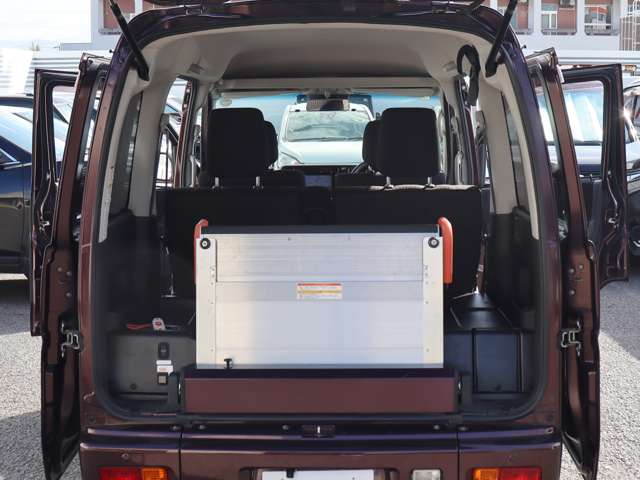 ダイハツ アトレーワゴン ６６０ フレンドシップ ＳＡＩＩＩ スローパー リヤシート付仕様 ４ＷＤ R2年 (中国) 99