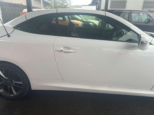 レクサス ＩＳコンバーチブル ２５０Ｃ Ｆスポーツ H26年 (東海) 99