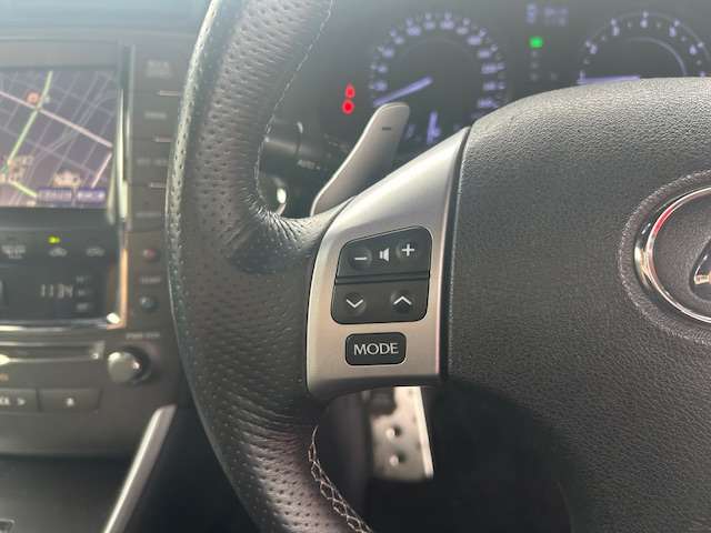 レクサス ＩＳコンバーチブル ２５０Ｃ Ｆスポーツ H26年 (東海) 99