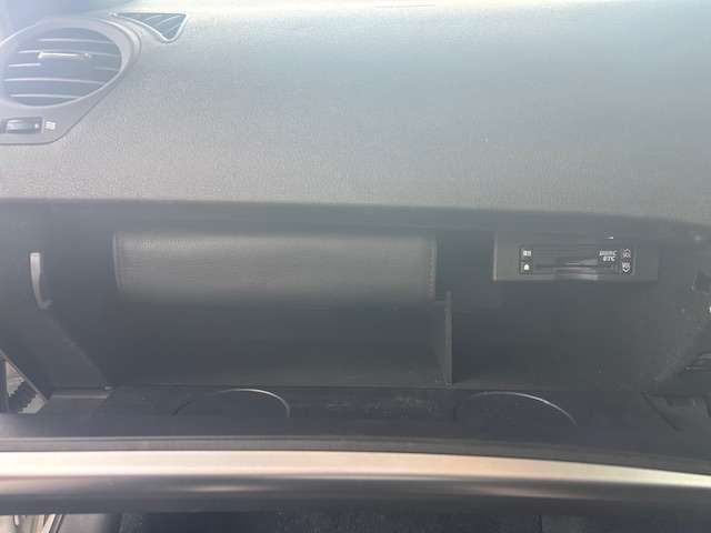 レクサス ＩＳコンバーチブル ２５０Ｃ Ｆスポーツ H26年 (東海) 99