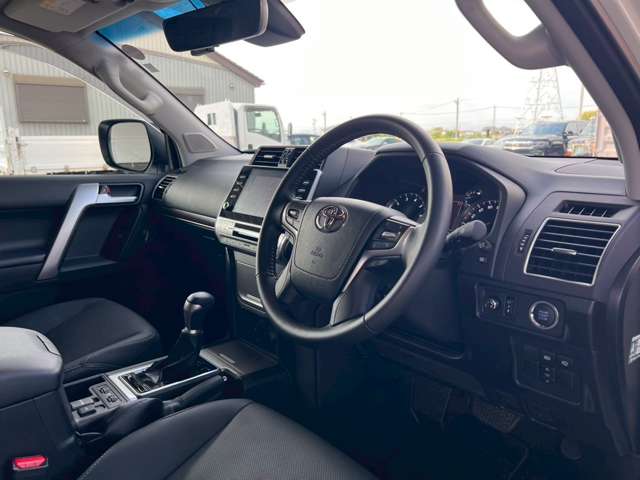 トヨタ ランドクルーザープラド ２．７ ＴＸ Ｌパッケージ マットブラック エディション ４ＷＤ R5年 (東海) 99