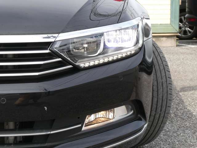 フォルクスワーゲン パサートヴァリアント ＴＤＩ エレガンスライン ディーゼルターボ H30年 (関東) 99