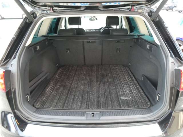 フォルクスワーゲン パサートヴァリアント ＴＤＩ エレガンスライン ディーゼルターボ H30年 (関東) 99