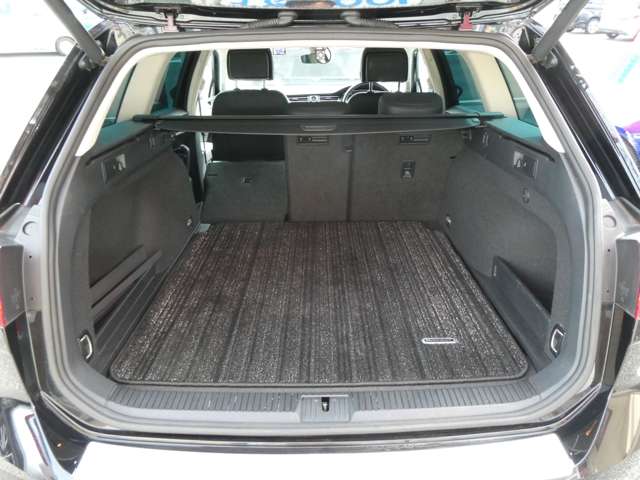 フォルクスワーゲン パサートヴァリアント ＴＤＩ エレガンスライン ディーゼルターボ H30年 (関東) 99