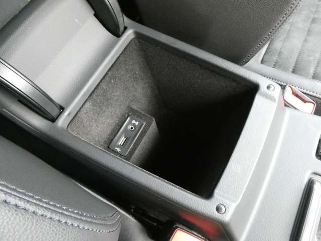 フォルクスワーゲン パサートヴァリアント ＴＤＩ エレガンスライン ディーゼルターボ H30年 (関東) 99