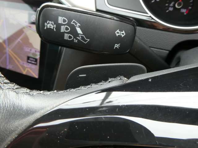 フォルクスワーゲン パサートヴァリアント ＴＤＩ エレガンスライン ディーゼルターボ H30年 (関東) 99