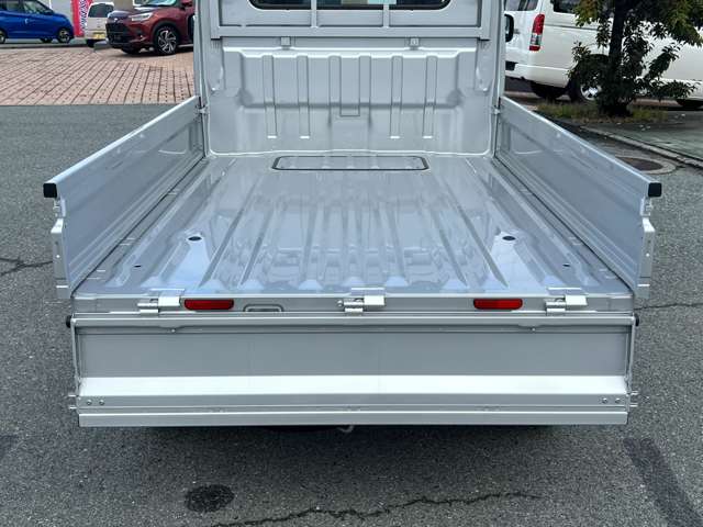 スズキ キャリイトラック ６６０ ＫＣエアコン・パワステ ３方開 R7年 (九州・沖縄) 99