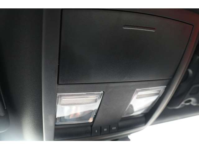 ダッジ チャレンジャー ＳＲＴ ヘルキャット R5年 (東海) 99