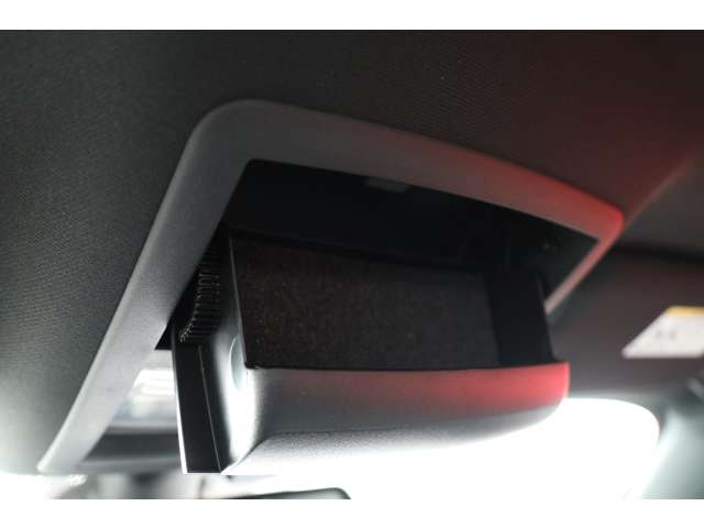 ダッジ チャレンジャー ＳＲＴ ヘルキャット R5年 (東海) 99