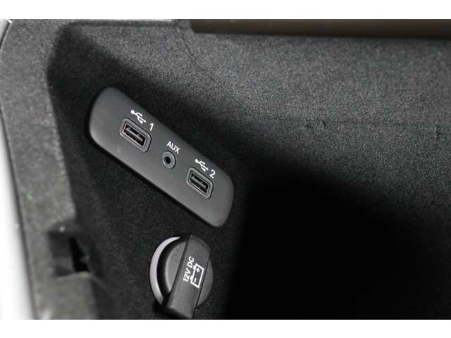 ダッジ チャレンジャー ＳＲＴ ヘルキャット R5年 (東海) 99