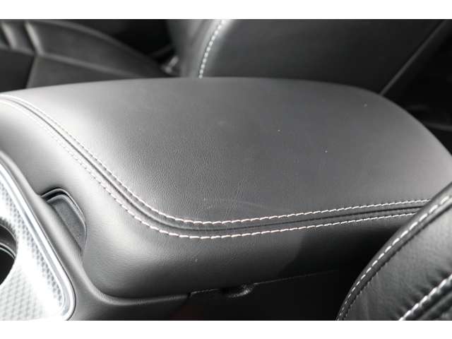 ダッジ チャレンジャー ＳＲＴ ヘルキャット R5年 (東海) 99