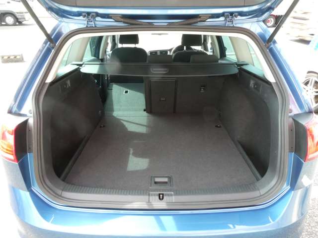 フォルクスワーゲン ゴルフヴァリアント ＴＳＩ　コンフォートライン H26年 (関東) 99