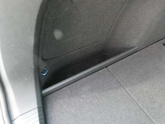 フォルクスワーゲン ゴルフヴァリアント ＴＳＩ　コンフォートライン H26年 (関東) 99