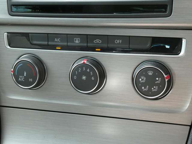 フォルクスワーゲン ゴルフヴァリアント ＴＳＩ　コンフォートライン H26年 (関東) 99