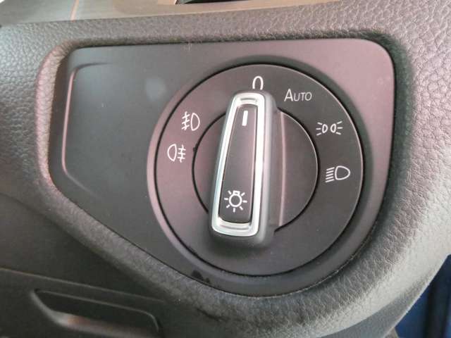 フォルクスワーゲン ゴルフヴァリアント ＴＳＩ　コンフォートライン H26年 (関東) 99