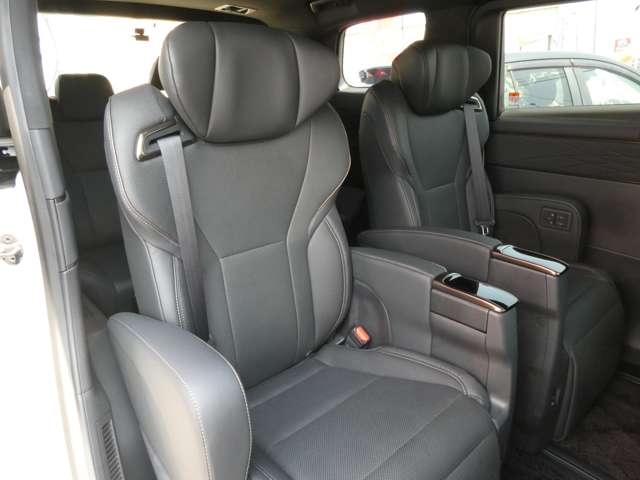 トヨタ アルファード ２．５ Ｚ R6年 (関東) 99