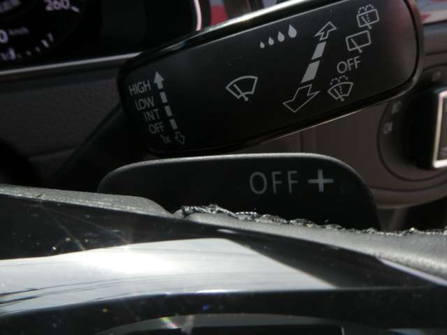 フォルクスワーゲン ゴルフ ＴＳＩ　コンフォートライン　テックエディション H30年 (関東) 99