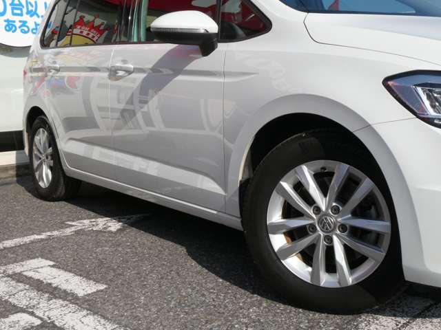 フォルクスワーゲン ゴルフトゥーラン ＴＳＩ　コンフォートライン H28年 (関東) 99
