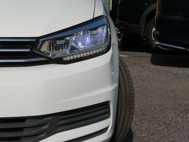 フォルクスワーゲン ゴルフトゥーラン ＴＳＩ　コンフォートライン H28年 (関東) 99