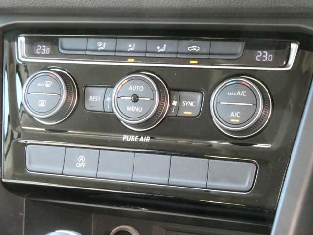 フォルクスワーゲン ゴルフトゥーラン ＴＳＩ　コンフォートライン H28年 (関東) 99