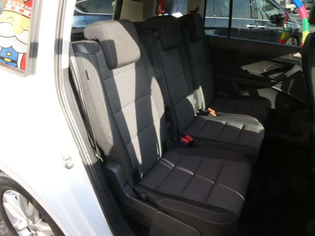 フォルクスワーゲン ゴルフトゥーラン ＴＳＩ　コンフォートライン H28年 (関東) 99