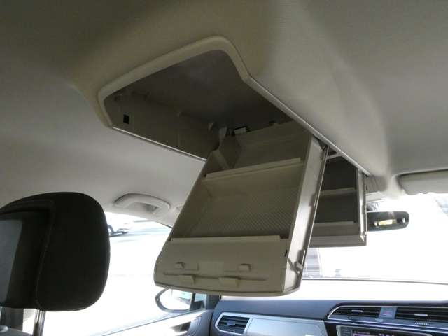 フォルクスワーゲン ゴルフトゥーラン ＴＳＩ　コンフォートライン H28年 (関東) 99