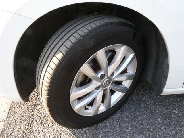 フォルクスワーゲン ゴルフトゥーラン ＴＳＩ　コンフォートライン H28年 (関東) 99