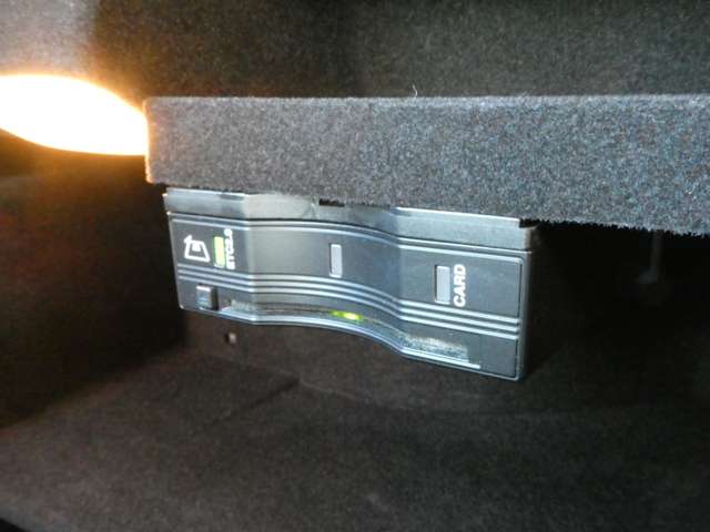 メルセデスベンツ Ｃクラスカブリオレ Ｃ１８０ スポーツ レザーエクスクルーシブパッケージ R1年 (関東) 99