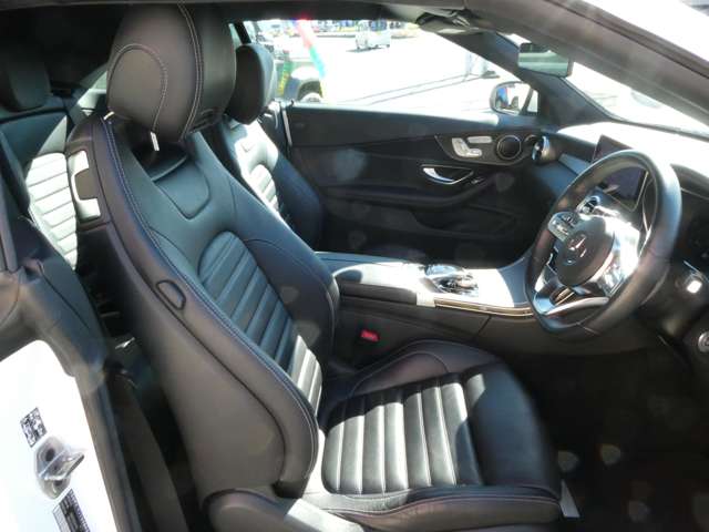 メルセデスベンツ Ｃクラスカブリオレ Ｃ１８０ スポーツ レザーエクスクルーシブパッケージ R1年 (関東) 99