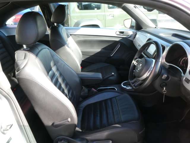 フォルクスワーゲン ザ　ビートル デザイン　レザーパッケージ H24年 (関東) 99