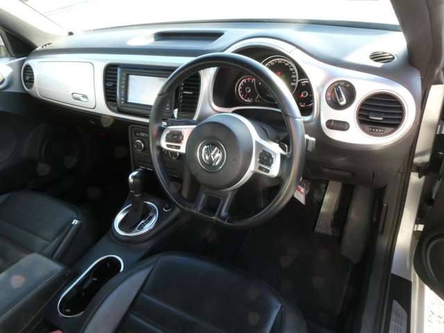 フォルクスワーゲン ザ　ビートル デザイン　レザーパッケージ H24年 (関東) 99