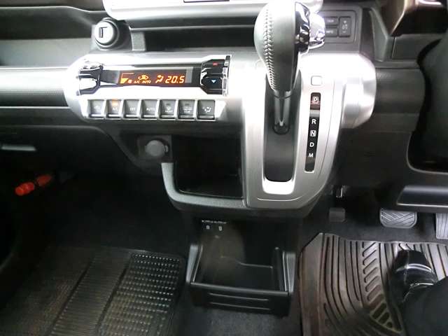 スズキ クロスビー １．０ ハイブリッド ＭＺ ブラウンアクセントパッケージ装着車 R7年 (関東) 99