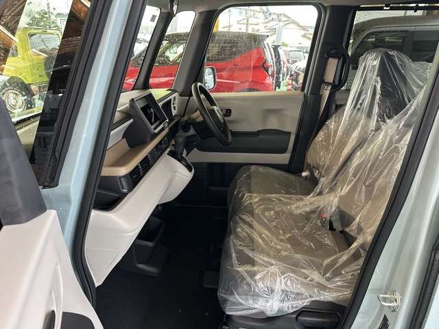 ホンダ Ｎ　ＢＯＸ ６６０ ファッションスタイル モノトーン R7年 (東海) 99